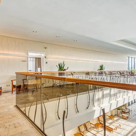 Wald & Otel