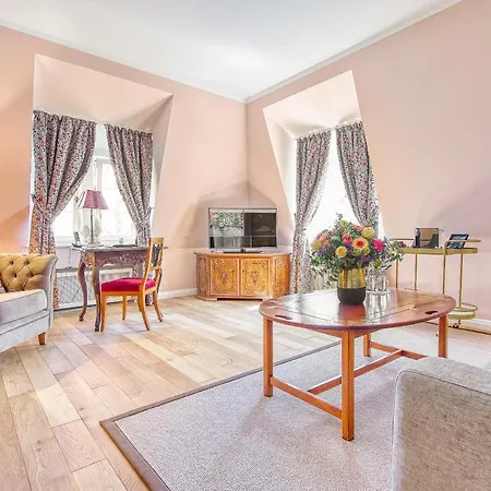 Hotel Wald & Friedrichsruhe (Hohenlohe)