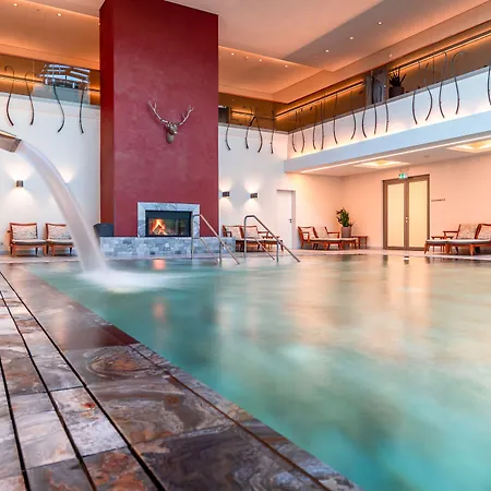 Wald & Otel 5*