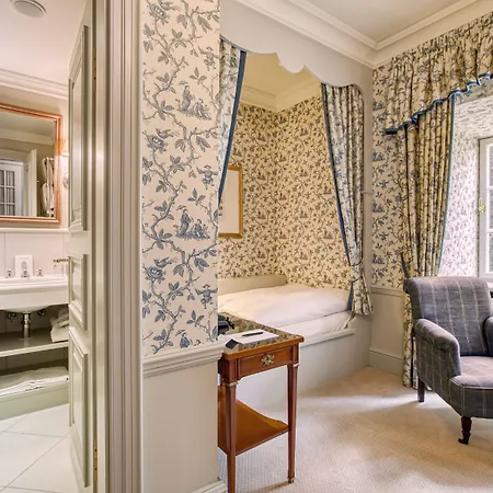 Wald & Hotel 5*
