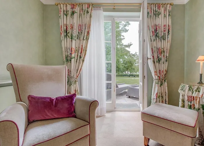 Wald & Hotel Friedrichsruhe (Hohenlohe)